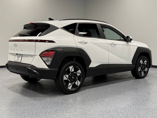 Used 2024 Hyundai Kona SEL AWD/4WD image 12