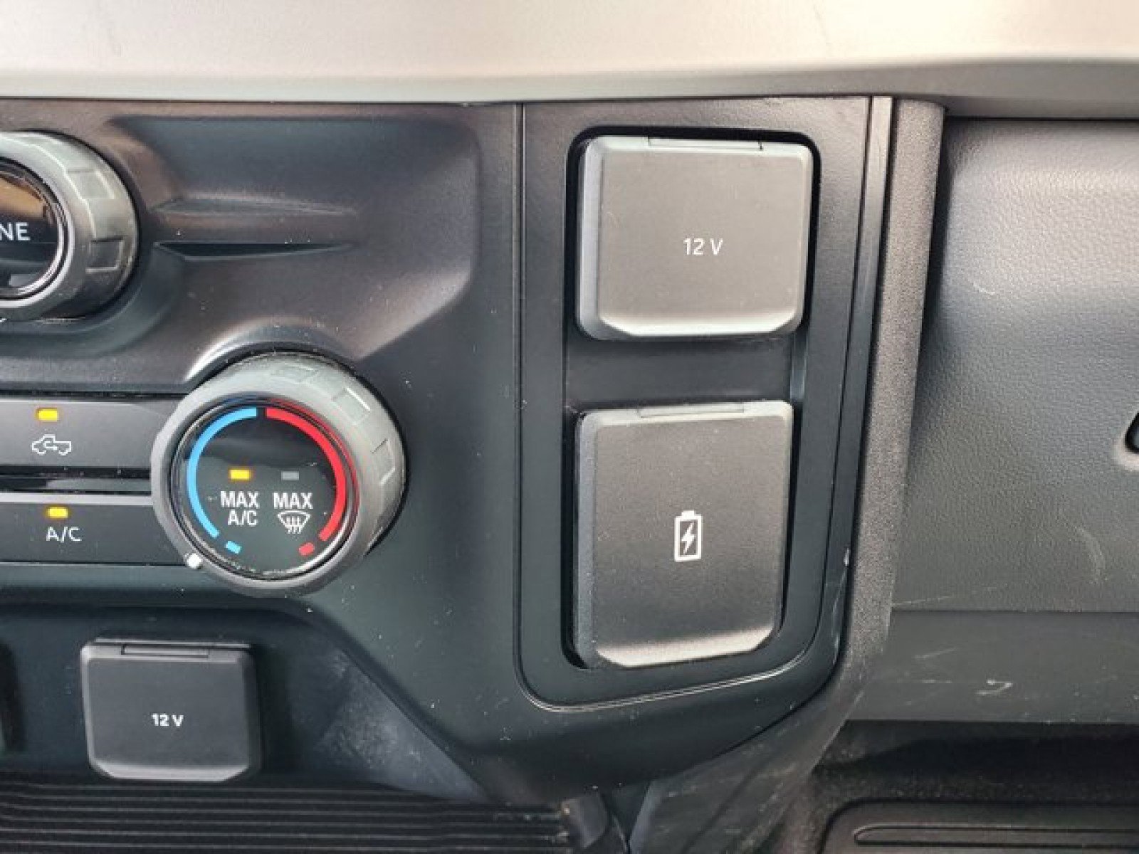 Certified 2024 Ford F350 XL AWD/4WD image 22