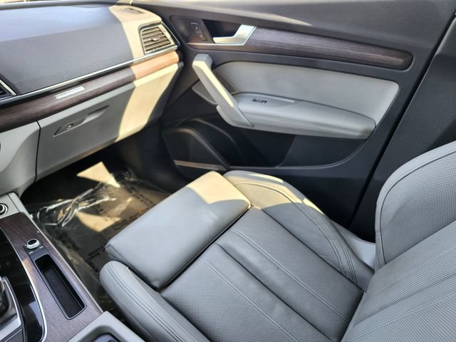 Used 2021 Audi Q5 Prestige AWD/4WD image 15