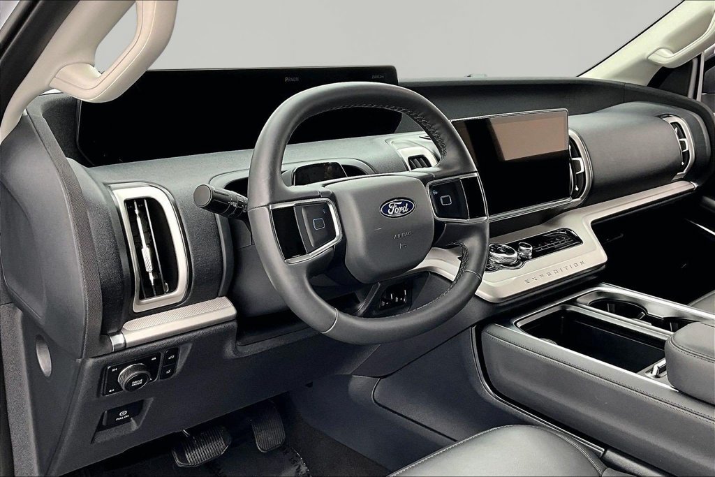 Certified 2026 Ford Expedition Max Active AWD/4WD image 13