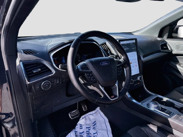 Certified 2021 Ford Edge ST w/ Equipment Group 401A AWD/4WD image 14