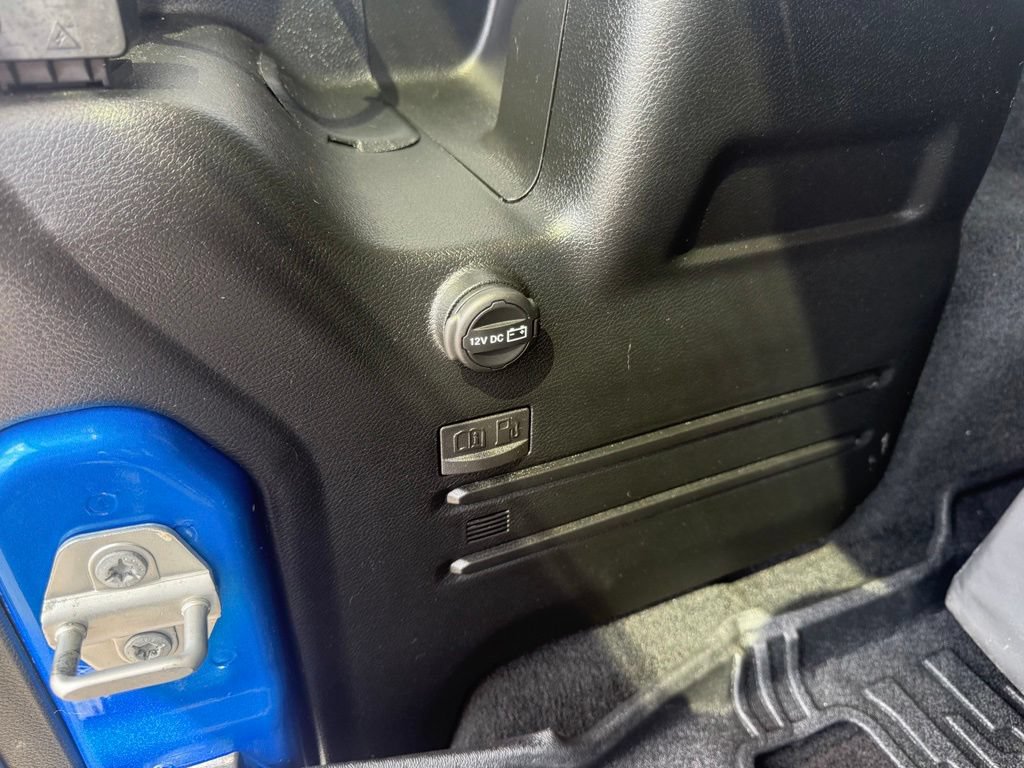 Used 2023 Jeep Wrangler Unlimited w/ Cold Weather Group AWD/4WD image 58