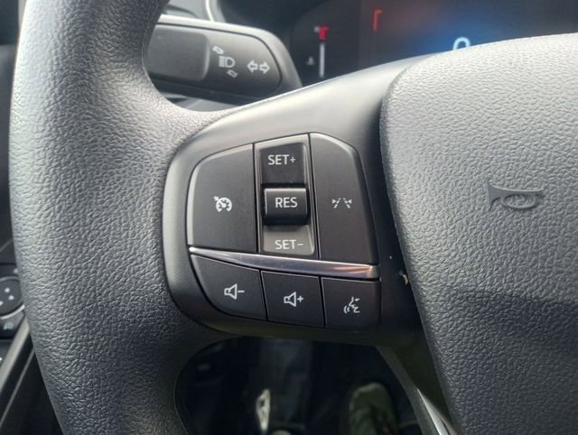 Certified 2025 Ford Escape Active AWD/4WD image 18