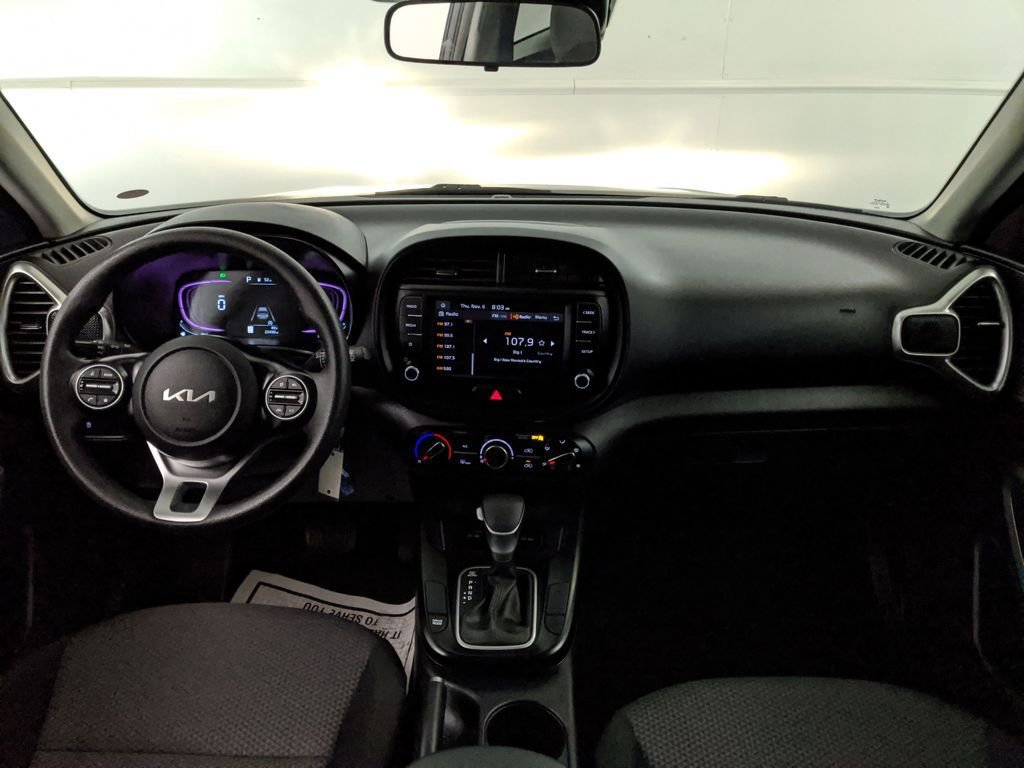 Used 2024 Kia Soul LX w/ Option Group 015 image 12