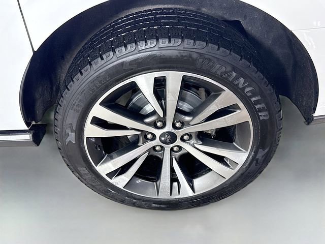 Certified 2021 Ford Expedition Max Limited image 33