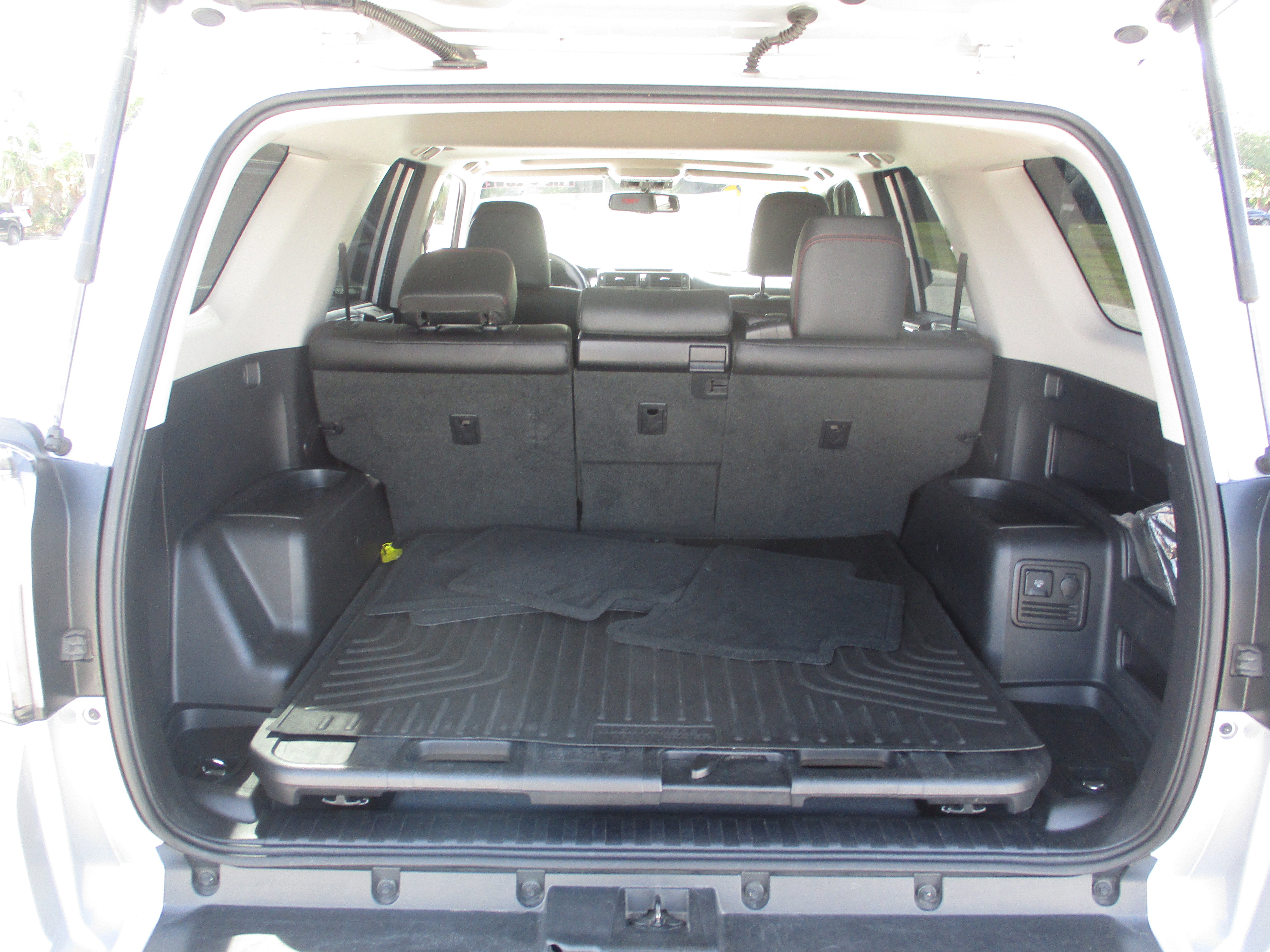 Used 2019 Toyota 4Runner TRD Off-Road Premium AWD/4WD image 12