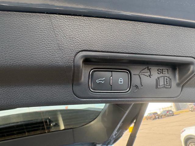 Certified 2025 Ford Explorer ST-Line w/ ST-Line Street Pack image 23