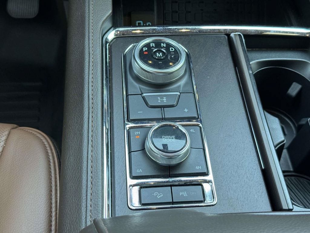 Certified 2024 Ford Expedition Max King Ranch AWD/4WD image 8