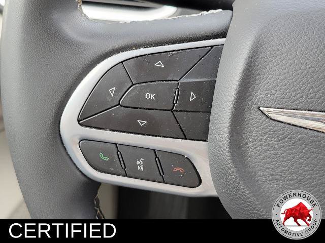 Used 2023 Chrysler Pacifica Touring-L FWD image 30