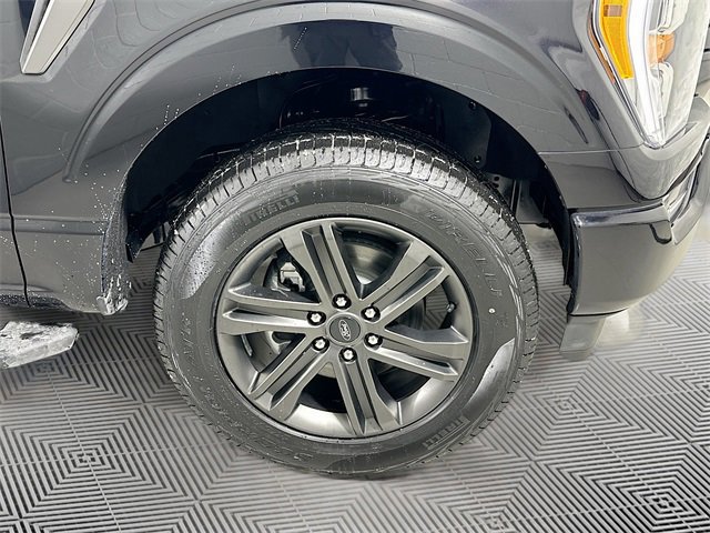 Certified 2022 Ford F150 XLT w/ Equipment Group 302A High image 23