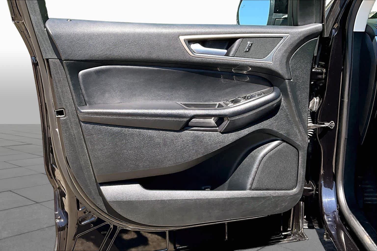 Certified 2024 Ford Edge SEL AWD/4WD image 22