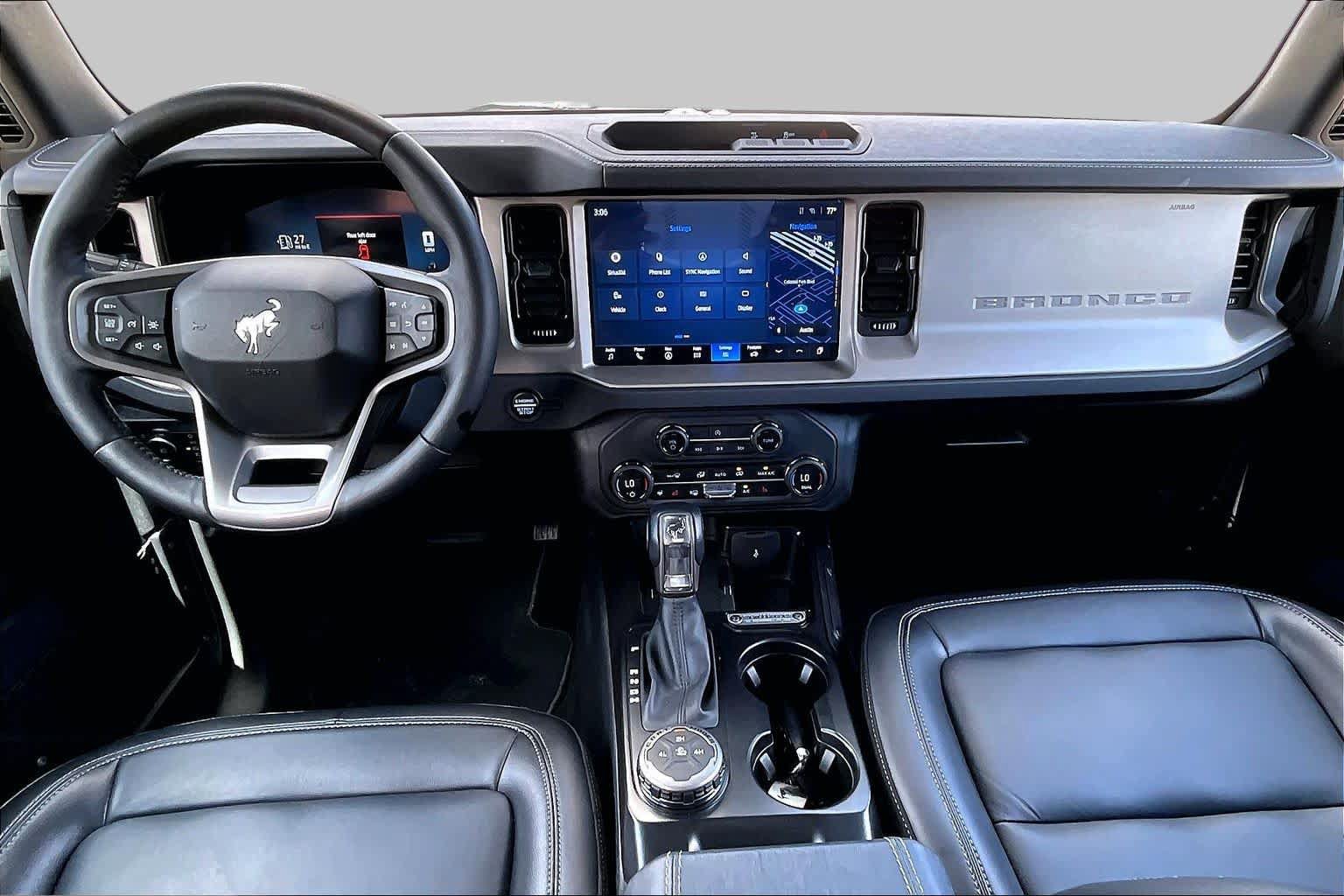 Certified 2025 Ford Bronco Outer Banks AWD/4WD image 16