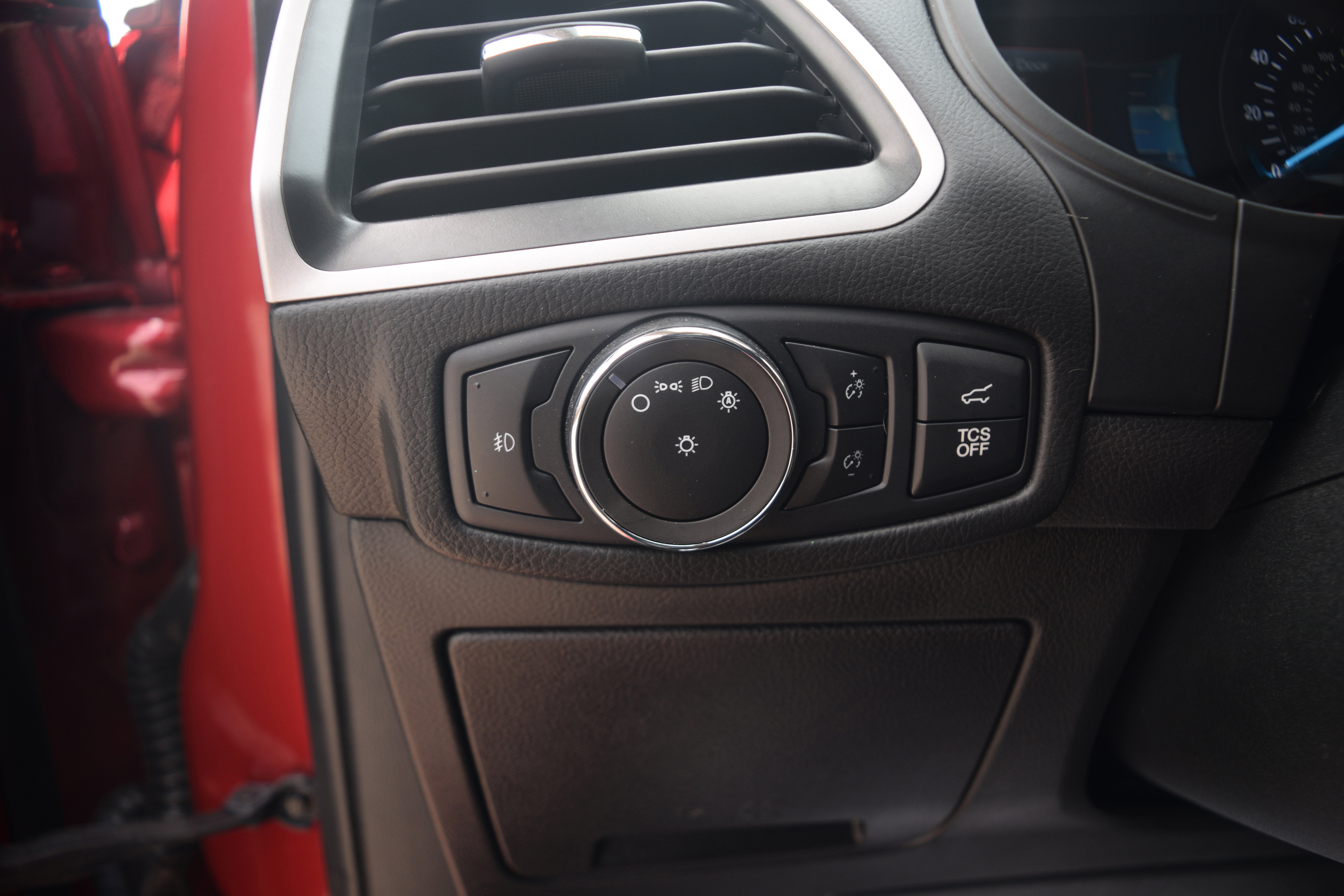 Certified 2022 Ford Edge SEL w/ Convenience Package image 7