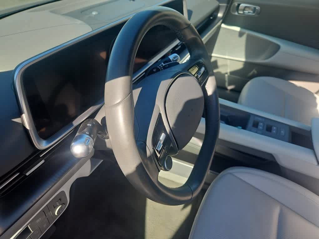 Used 2023 Hyundai Ioniq 6 SEL RWD image 9