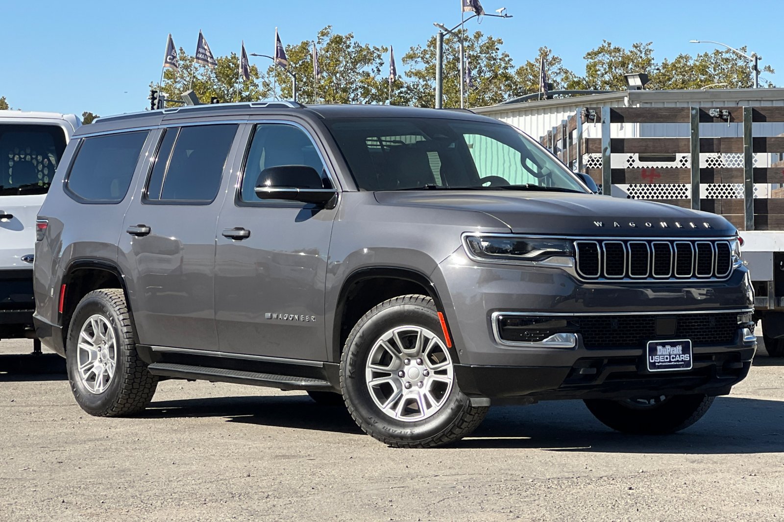 Used 2024 Jeep Wagoneer 4WD w/ HD Trailer Tow Package image 2