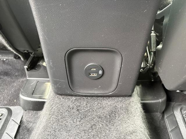 Certified 2022 Ford Escape SEL w/ SEL Stealth AWD Package image 35
