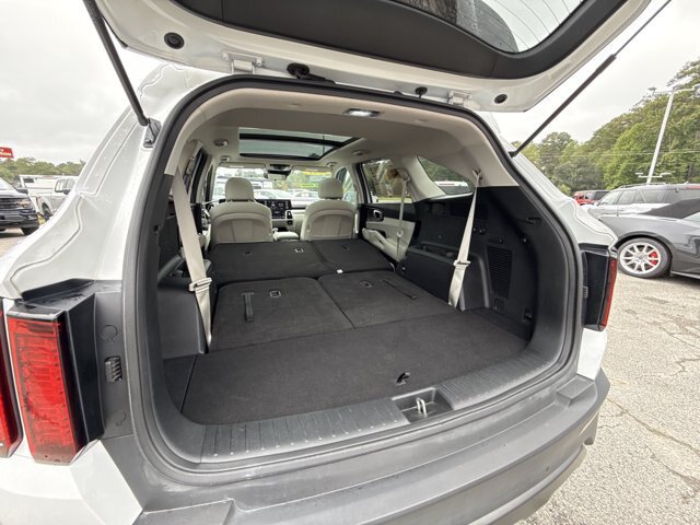 Used 2021 Kia Sorento S w/ Panoramic Sunroof Package AWD/4WD image 31