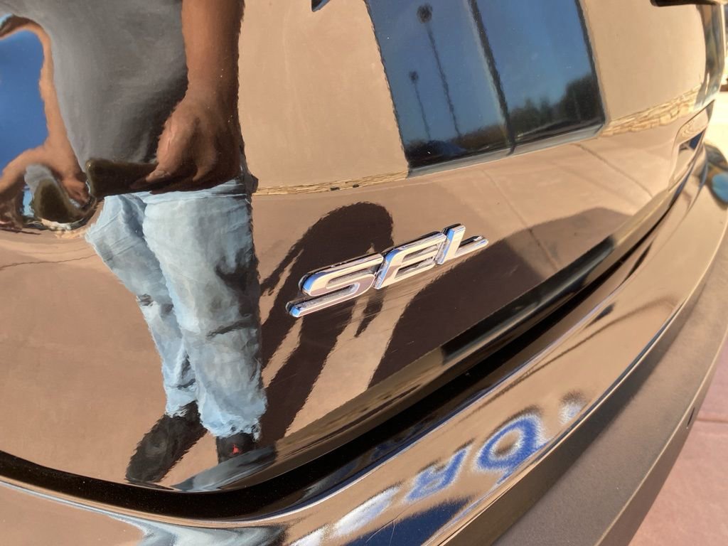 Certified 2023 Ford Edge SEL image 7