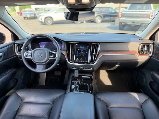 Used 2023 Volvo S60 T8 Plus AWD/4WD image 2