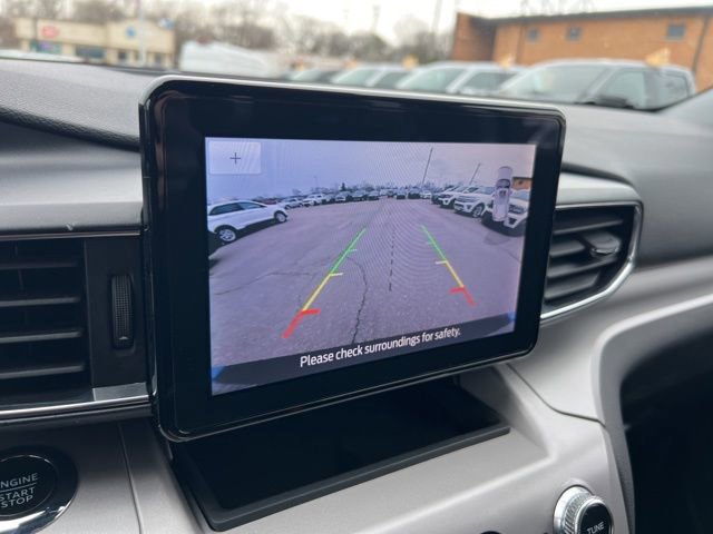 Certified 2023 Ford Explorer XLT w/ Equipment Group 202A image 15