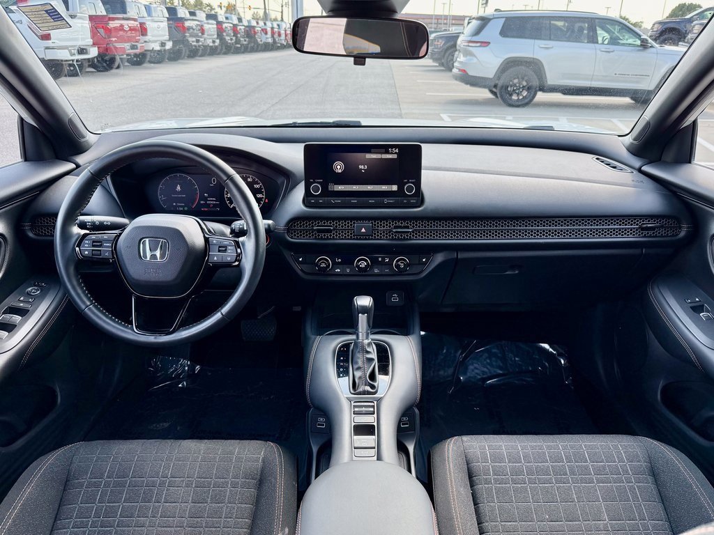 Used 2023 Honda HR-V Sport image 30