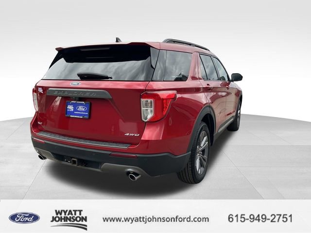Certified 2022 Ford Explorer XLT w/ Equipment Group 202A AWD/4WD image 3