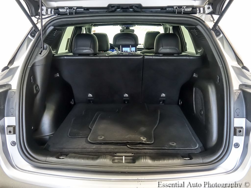 Used 2022 Jeep Compass High Altitude AWD/4WD image 24