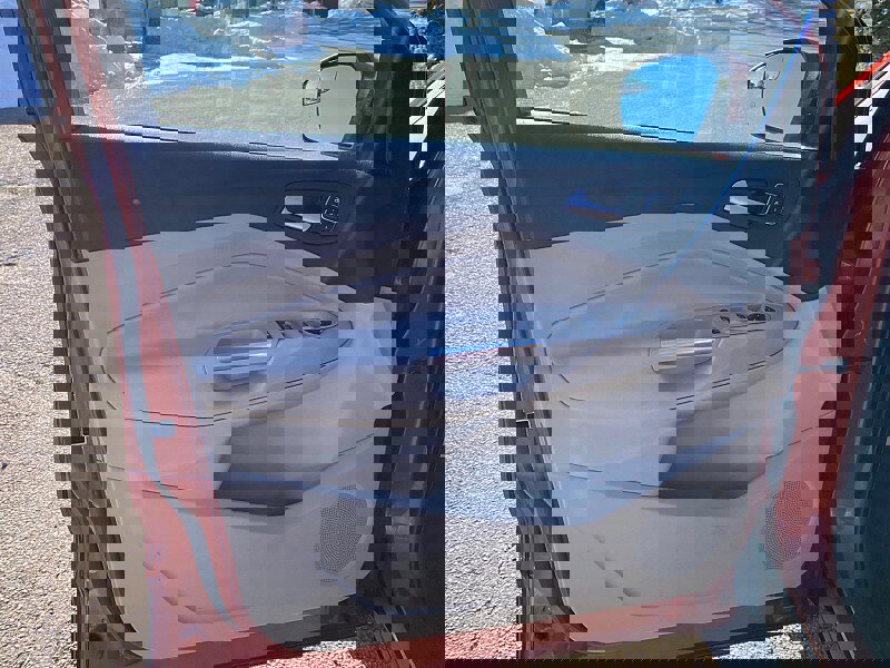 Certified 2019 Ford Escape Titanium image 26