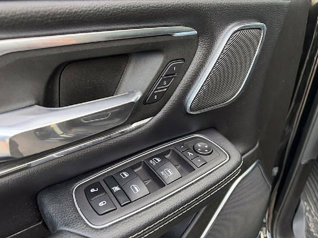 Used 2024 RAM 1500 Laramie AWD/4WD image 26