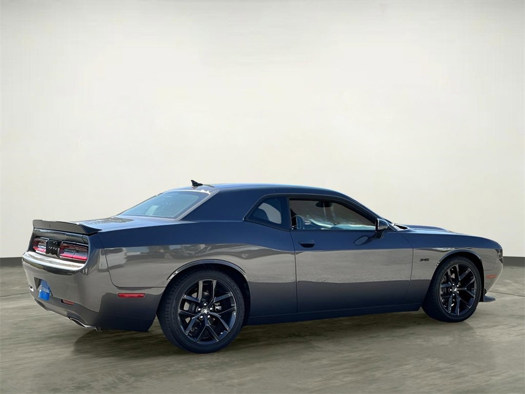Used 2023 Dodge Challenger R/T w/ Plus Package image 7
