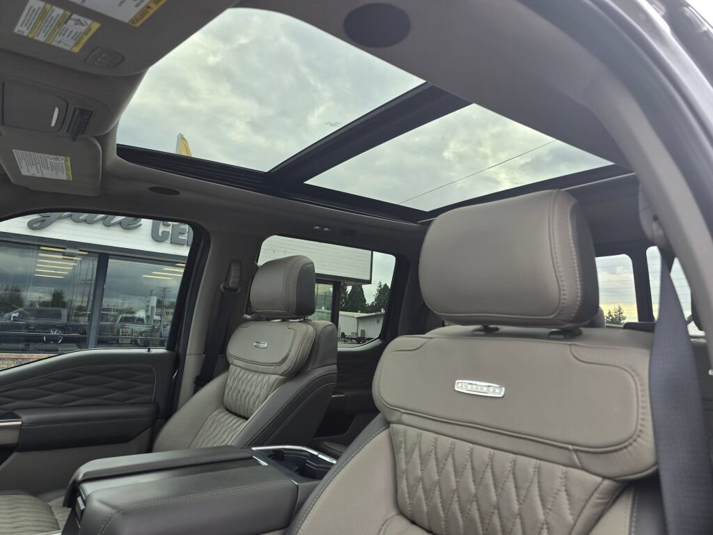 Certified 2025 Ford F350 Platinum w/ Platinum Plus Package AWD/4WD image 23