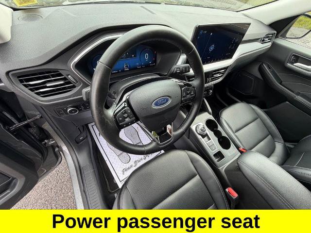 Certified 2025 Ford Escape Platinum AWD/4WD image 18