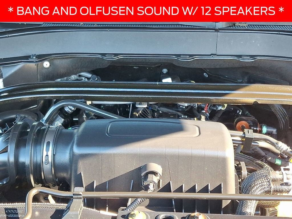 Certified 2022 Ford Explorer Limited w/ Equipment Group 301A image 30