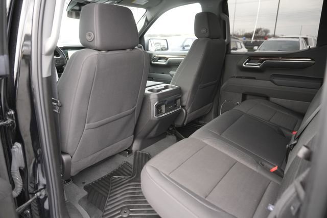 Used 2025 GMC Sierra 1500 Elevation image 11