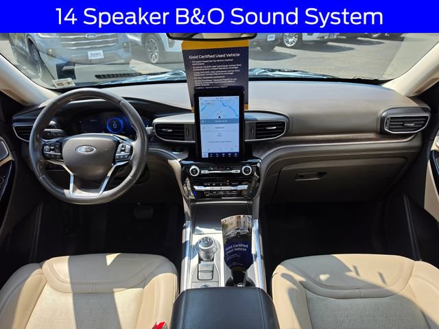Certified 2023 Ford Explorer Platinum w/ Technology Package AWD/4WD image 3