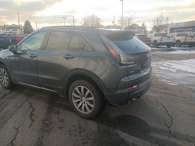 Used 2019 Cadillac XT4 Sport w/ Cold Weather Package image 9