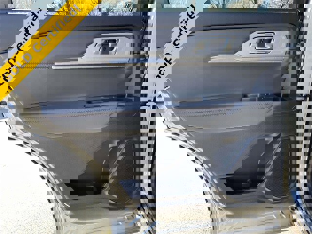 Certified 2025 Ford Explorer Active image 14