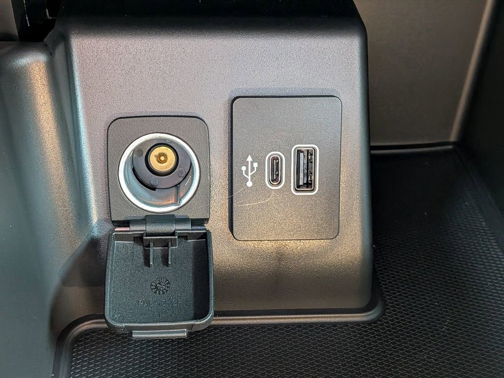 Certified 2025 Ford Explorer ST-Line w/ Premium Package image 24