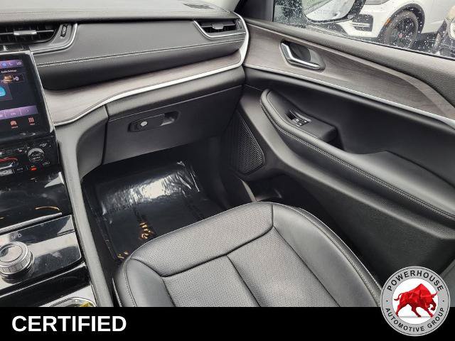 Used 2023 Jeep Grand Cherokee Limited w/ Luxury Tech Group II RWD image 21