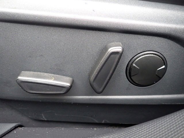 Certified 2025 Ford Mustang Mach-E Premium image 23