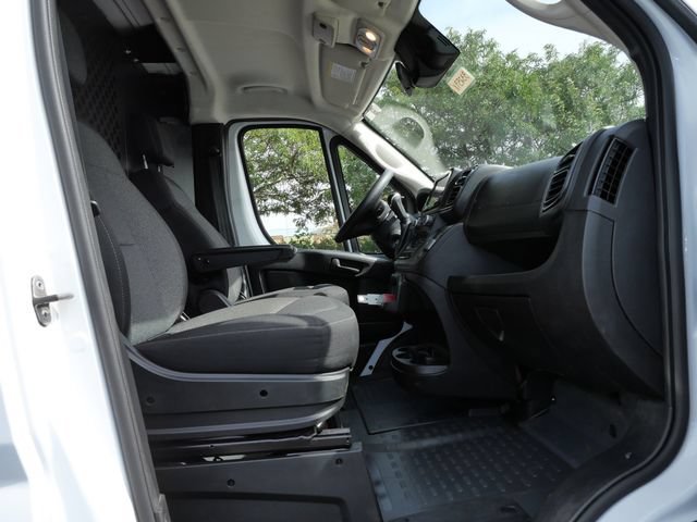 Used 2025 RAM ProMaster 2500 w/ U-Haul Equipment Group FWD image 8
