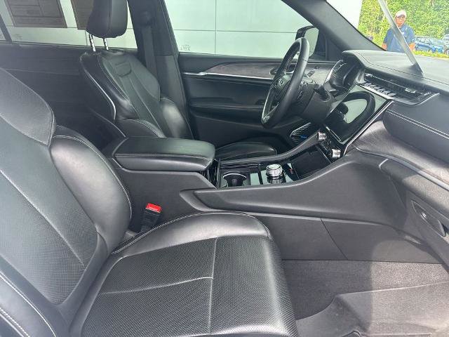 Used 2022 Jeep Grand Cherokee L Overland w/ Luxury Tech Group IV RWD image 35