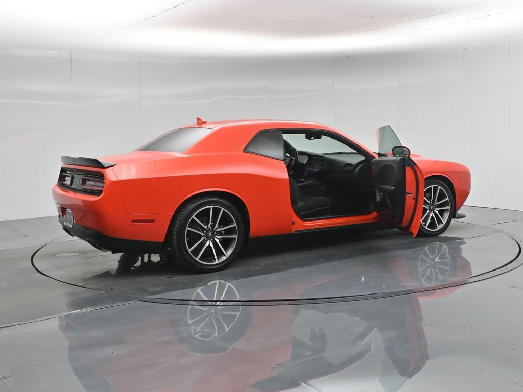 Used 2023 Dodge Challenger R/T image 8