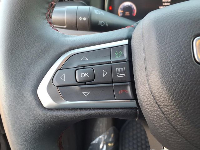 Used 2025 Jeep Compass Trailhawk w/ Trailhawk Elite Group image 28