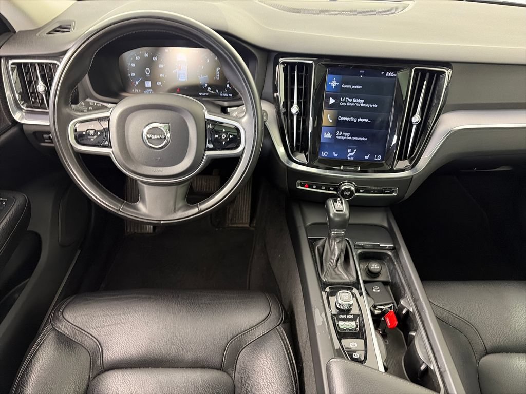 Used 2020 Volvo V60 T5 Cross Country AWD/4WD image 14