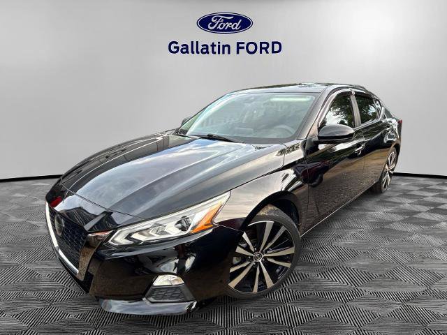 Used 2020 Nissan Altima 2.5 SR w/ Premium Package FWD image 1
