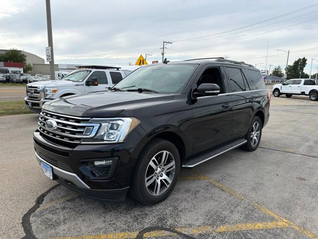 Certified 2020 Ford Expedition XLT w/ Equipment Group 202A AWD/4WD image 2
