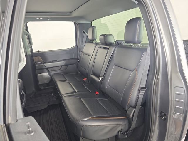Certified 2025 Ford F450 Lariat w/ FX4 Off-Road Package image 22
