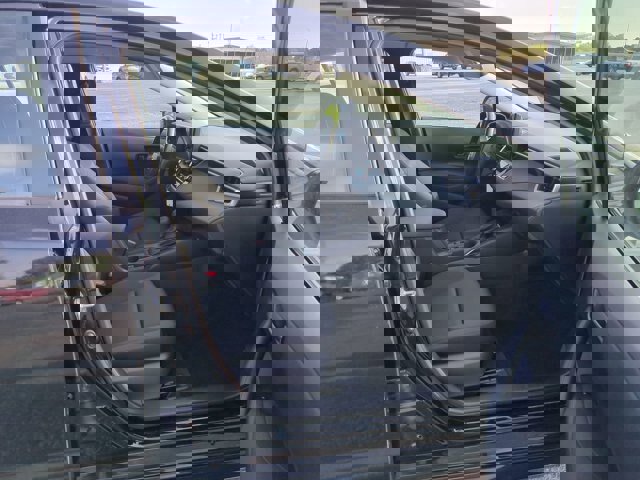 Used 2023 Toyota Corolla LE image 32