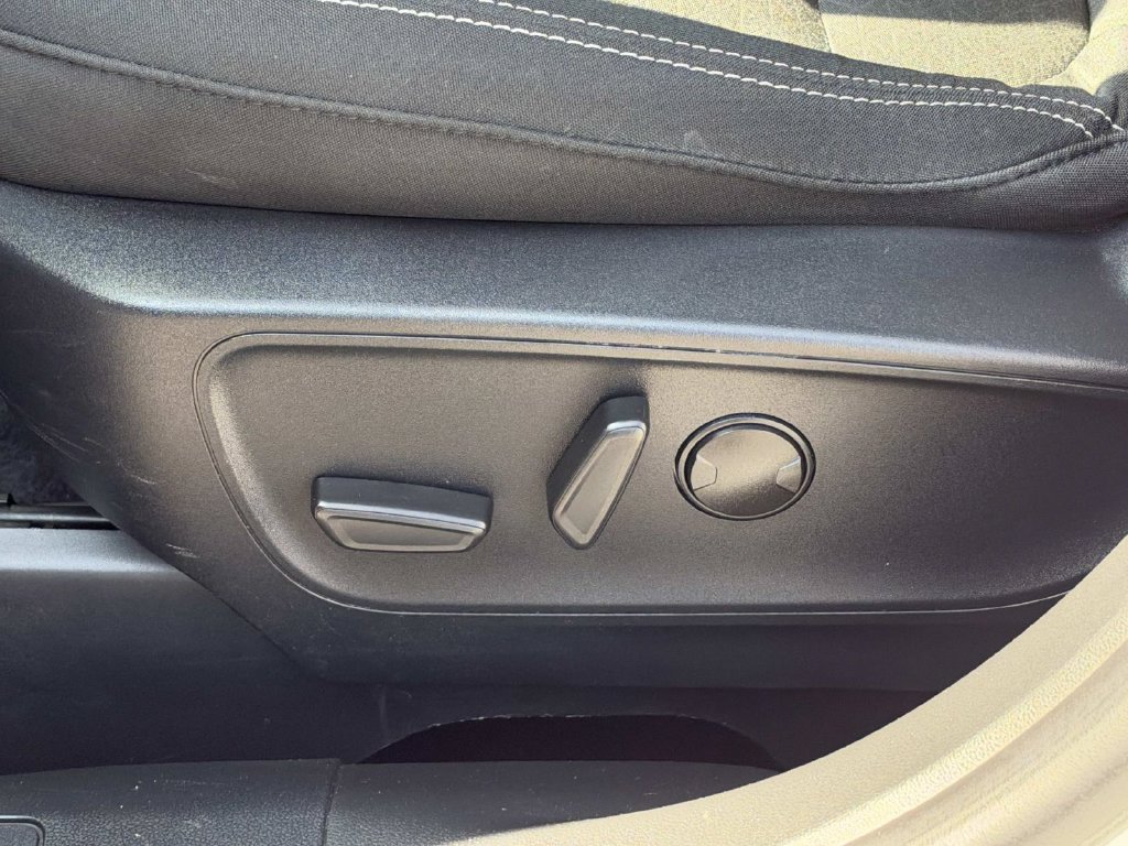 Certified 2024 Ford Escape Active FWD image 22